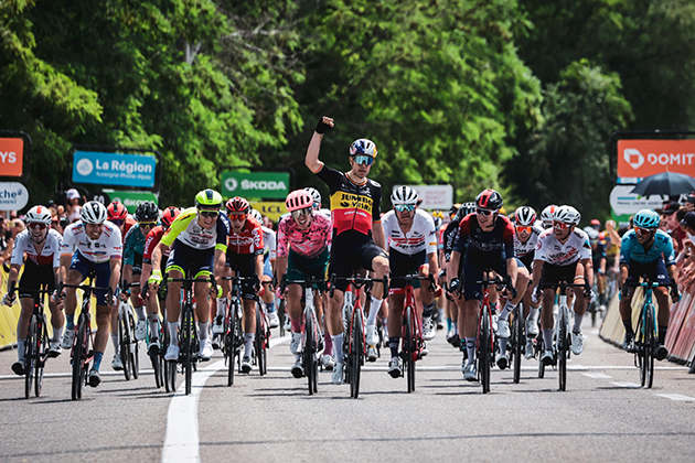 Wout van Aert wins stage one